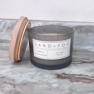 🪞 NWT sand fog vanilla sand wood soy wax scented large candle + diffuser lid